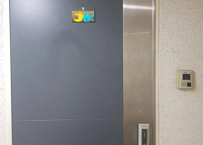 Vakantiehuis Gangnam Yeoksam Station Full-option Remodeling New House *